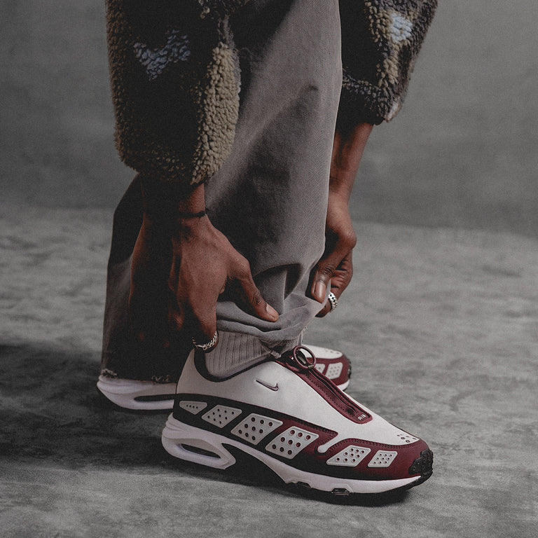 Nike Wmns Air Max SNDR onfeet
