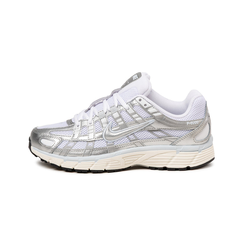 Nike Wmns P-6000 - 44.5 / White / Metallic Silver / Blue Tint / Sail