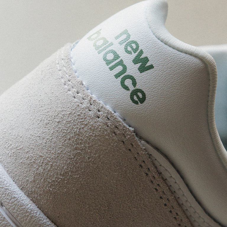 New Balance BB480LYG onfeet