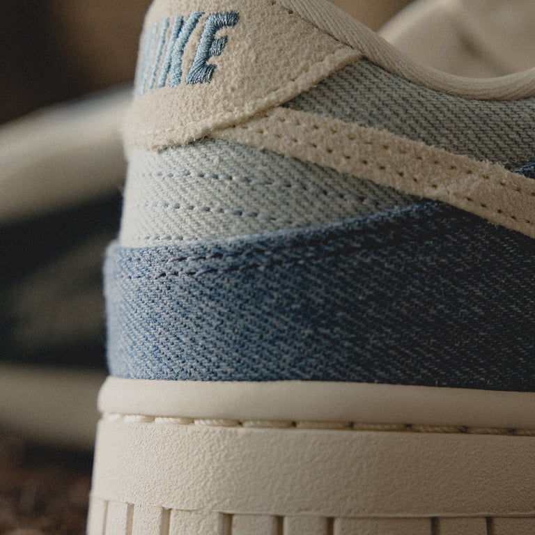 Nike Wmns Dunk Low *Denim* onfeet