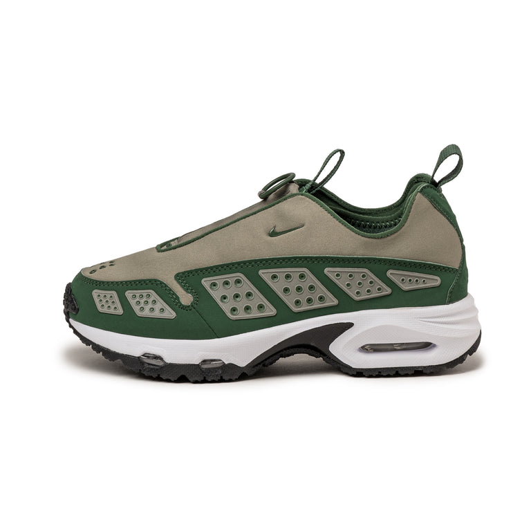 Nike Wmns Air Max SNDR - 39 / Light Army / Fir / White / Black