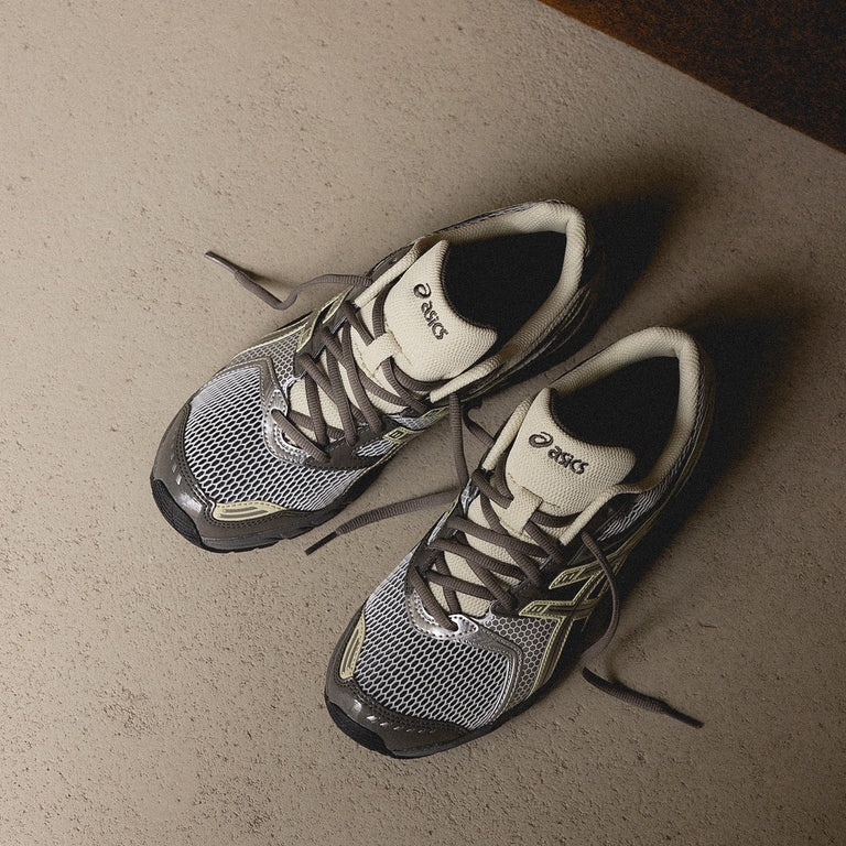 Asics GEL-DS Trainer 14 onfeet