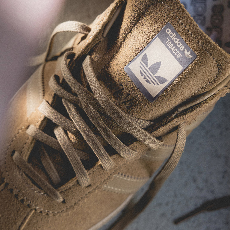 Adidas Tobacco onfeet