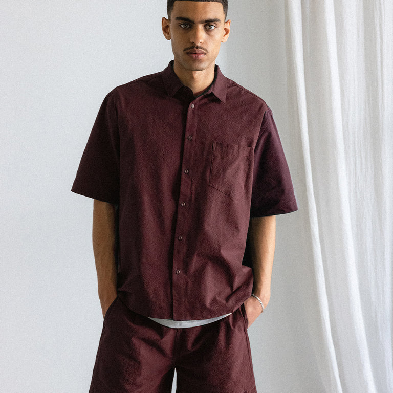 Asphaltgold Essential Shirt onfeet