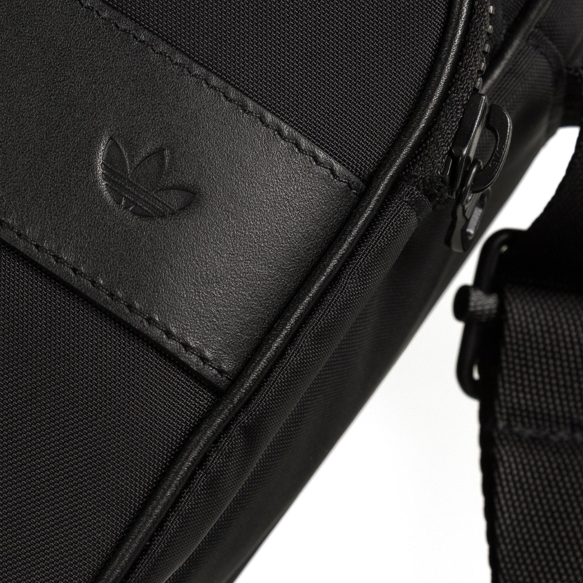 Adidas x JJJJound Nylon Bag | Accessoires » Buy online now!