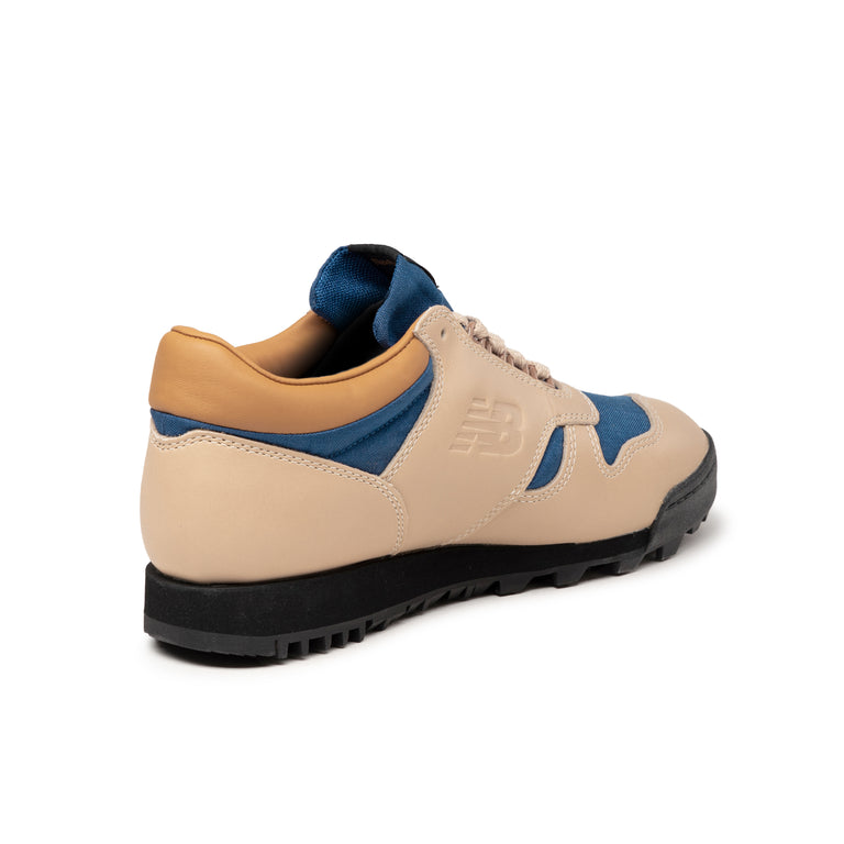 New Balance Rainier