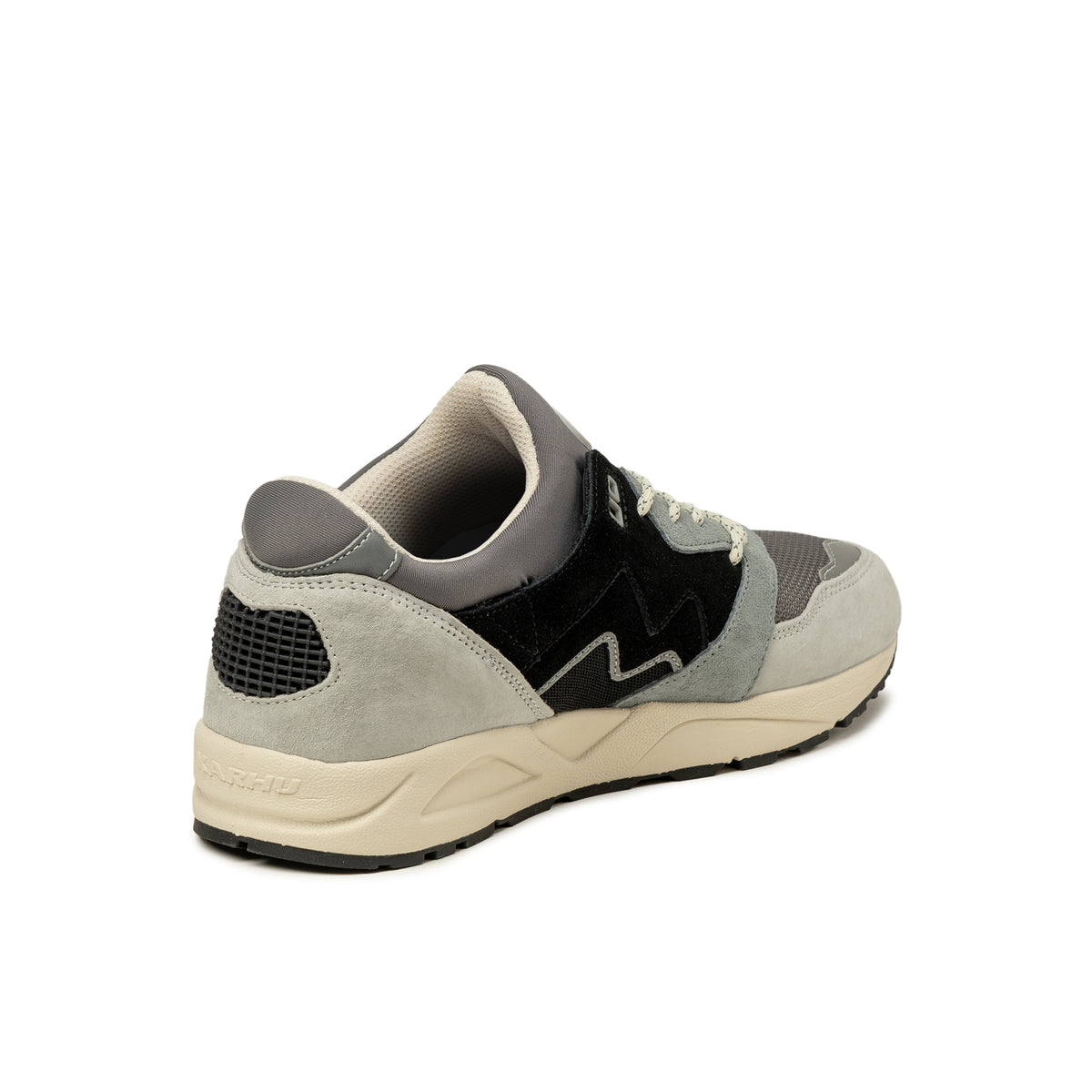 karhu aria 95 jet black taos taupe