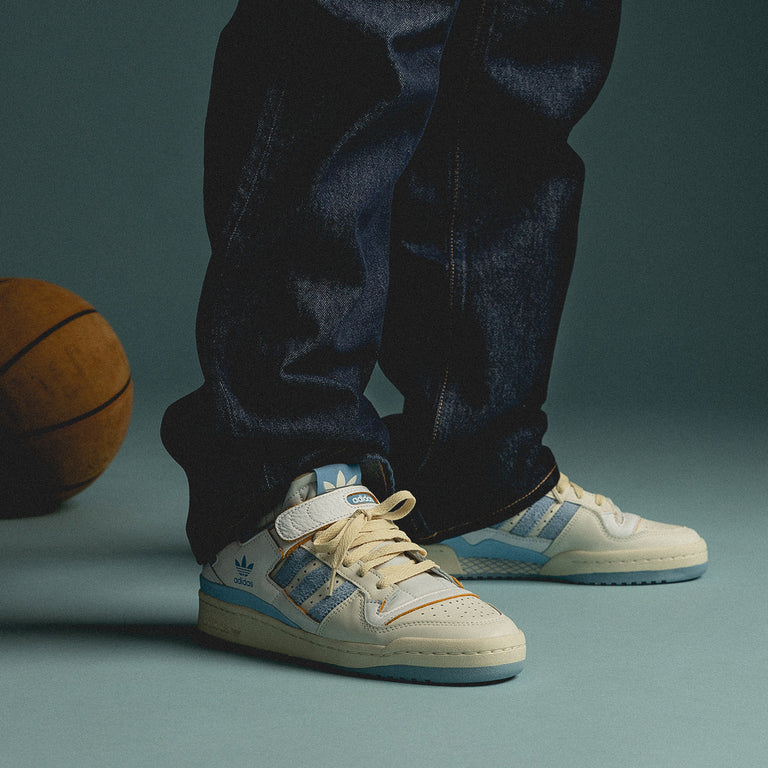 Adidas Forum 84 Low *UNC* onfeet