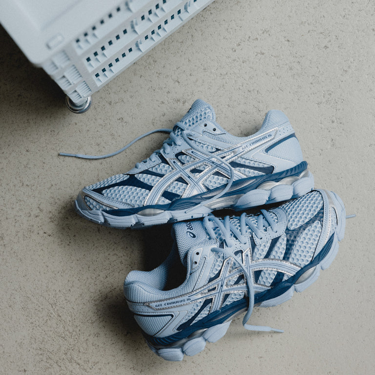 Asics GEL-Cumulus 16 onfeet