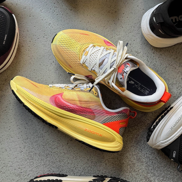 Nike Vomero 18 SE onfeet