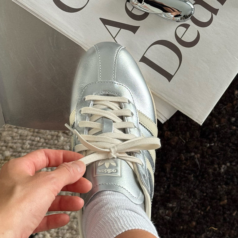 Adidas Tokyo W onfeet