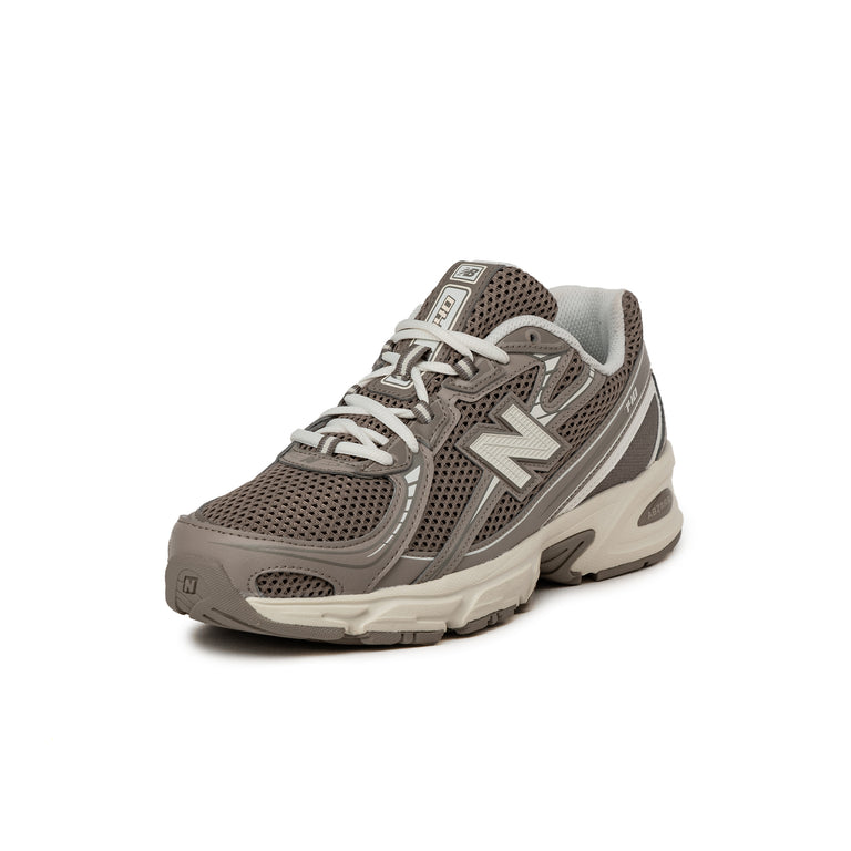 New Balance U740SA2