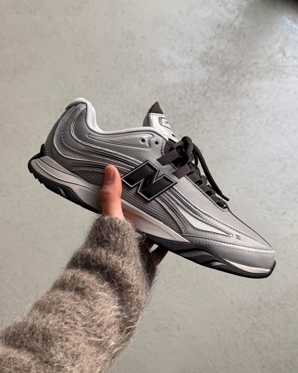New Balance ニューバランス リバーシブル サイズ1 New Balance RC56 Sneaker » Buy online now!
