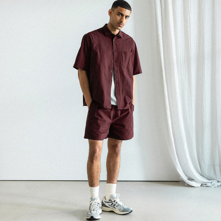 Asphaltgold Essential Shirt onfeet