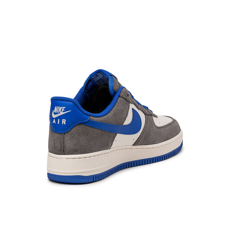 Nike Air Force 1 '07 LV8