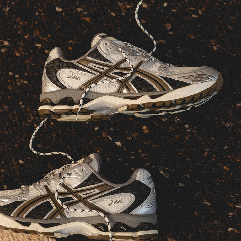 Asics GEL-Nimbus 10.1 onfeet