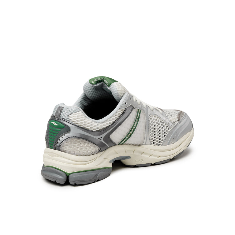 Saucony x Minted NY Pro Grid Triumph 4