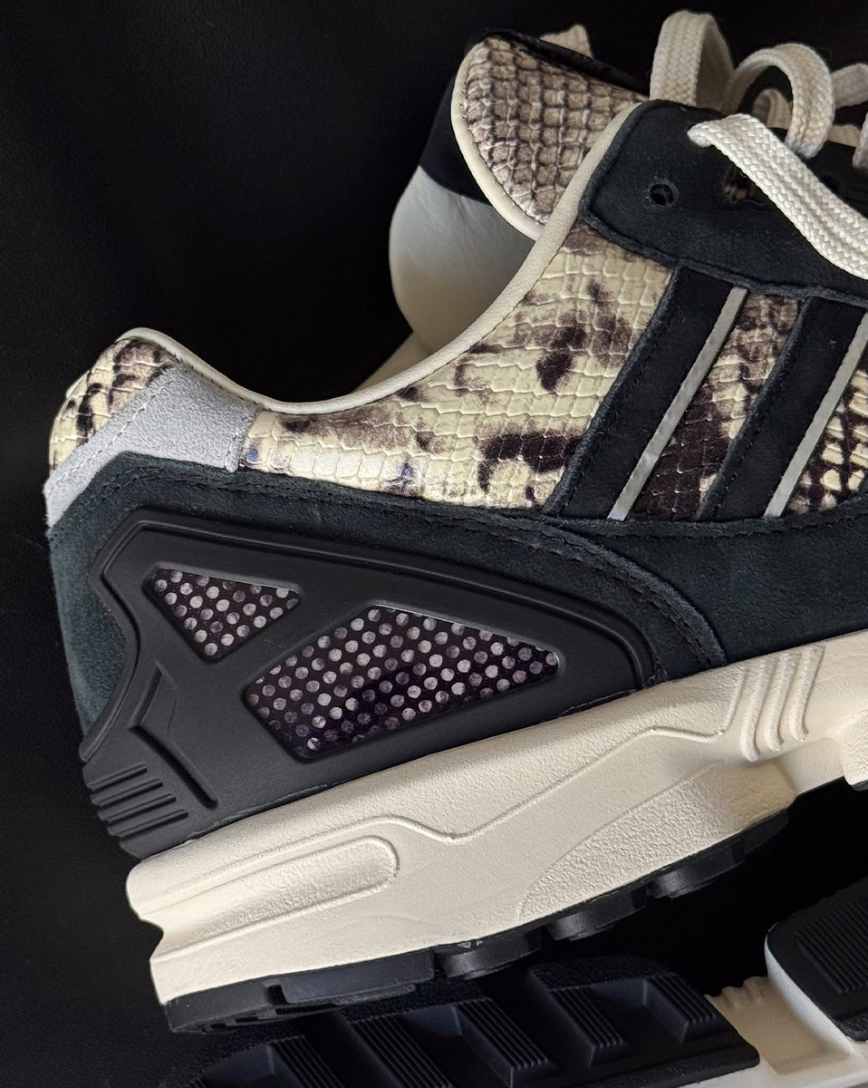 inncence ny ダメージバケハ Adidas ZX 8000 *Snake* Sneaker » Buy online now!