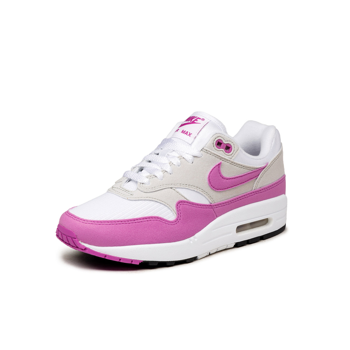 Ladies nikes on sale hot sale