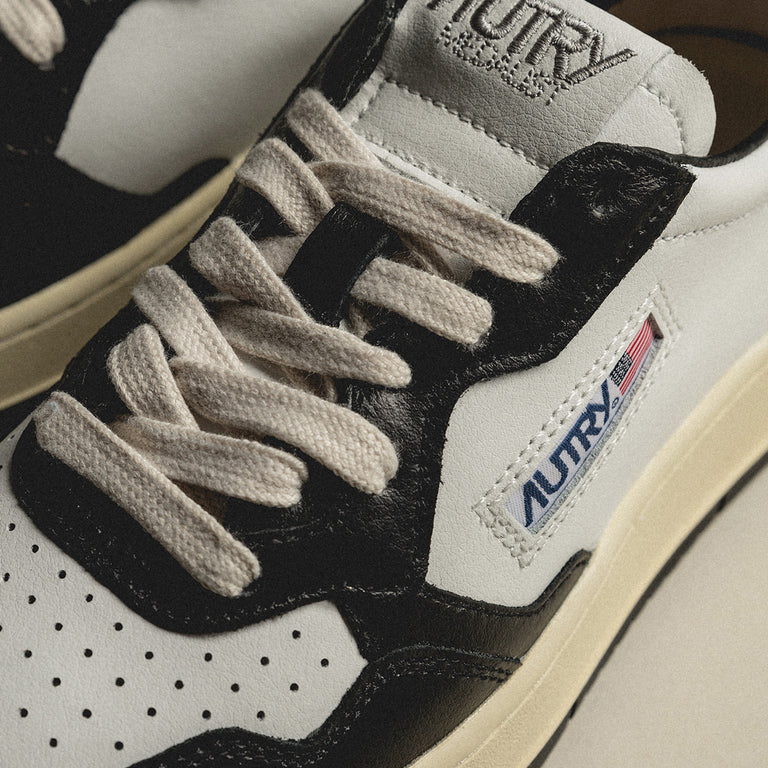 Autry Medalist W onfeet