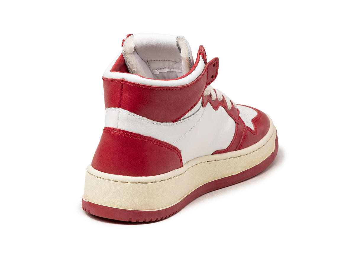 [AUTRY] Medalist MID CUT Sneakers in Leather ☆送料込☆ Autry Medalist Mid W Sneaker » Buy online now!