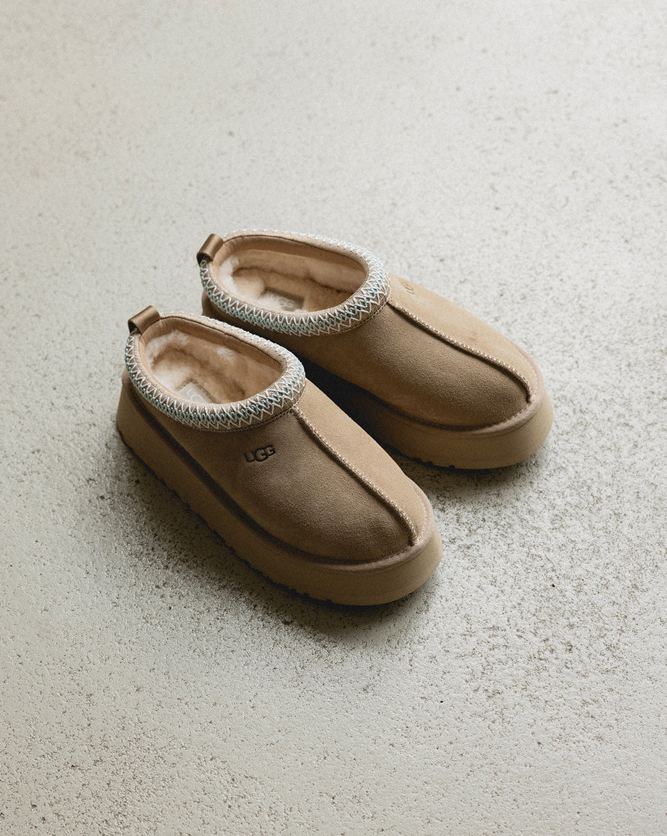 UGG モカシン　23cm 【公式通販】 モカシン Ugg 靴