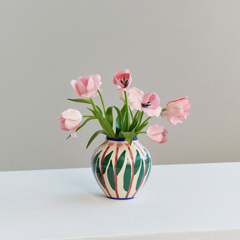 HAY La Pittura Vase onfeet