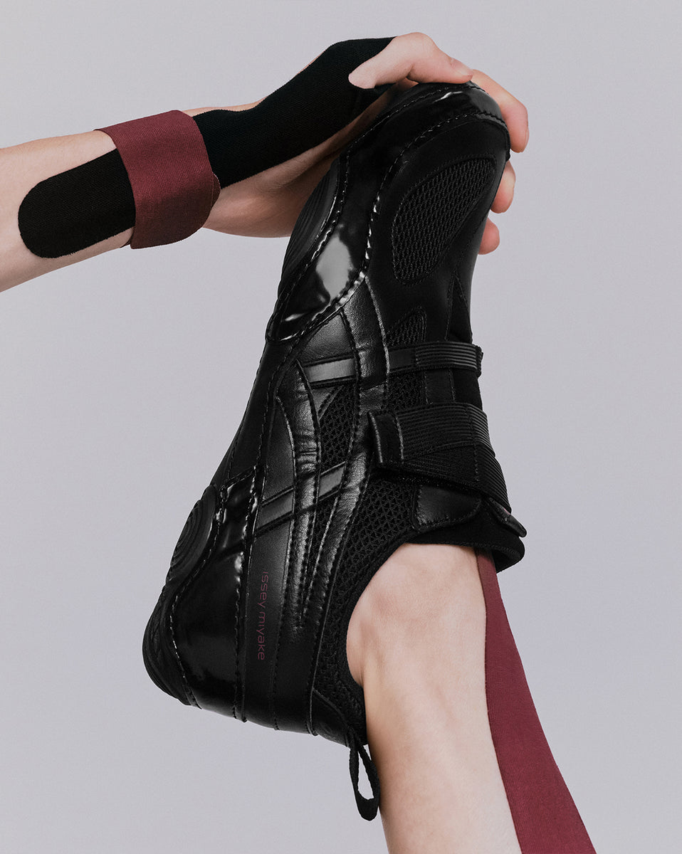 Asics x Issey Miyake Hyper Taping sneakers » bestel nu online!