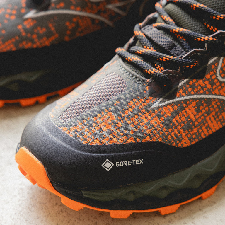Mizuno x Maharishi Wave Mujin LS GTX onfeet