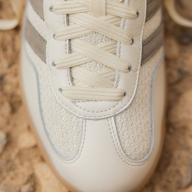 Adidas Gazelle Sala onfeet