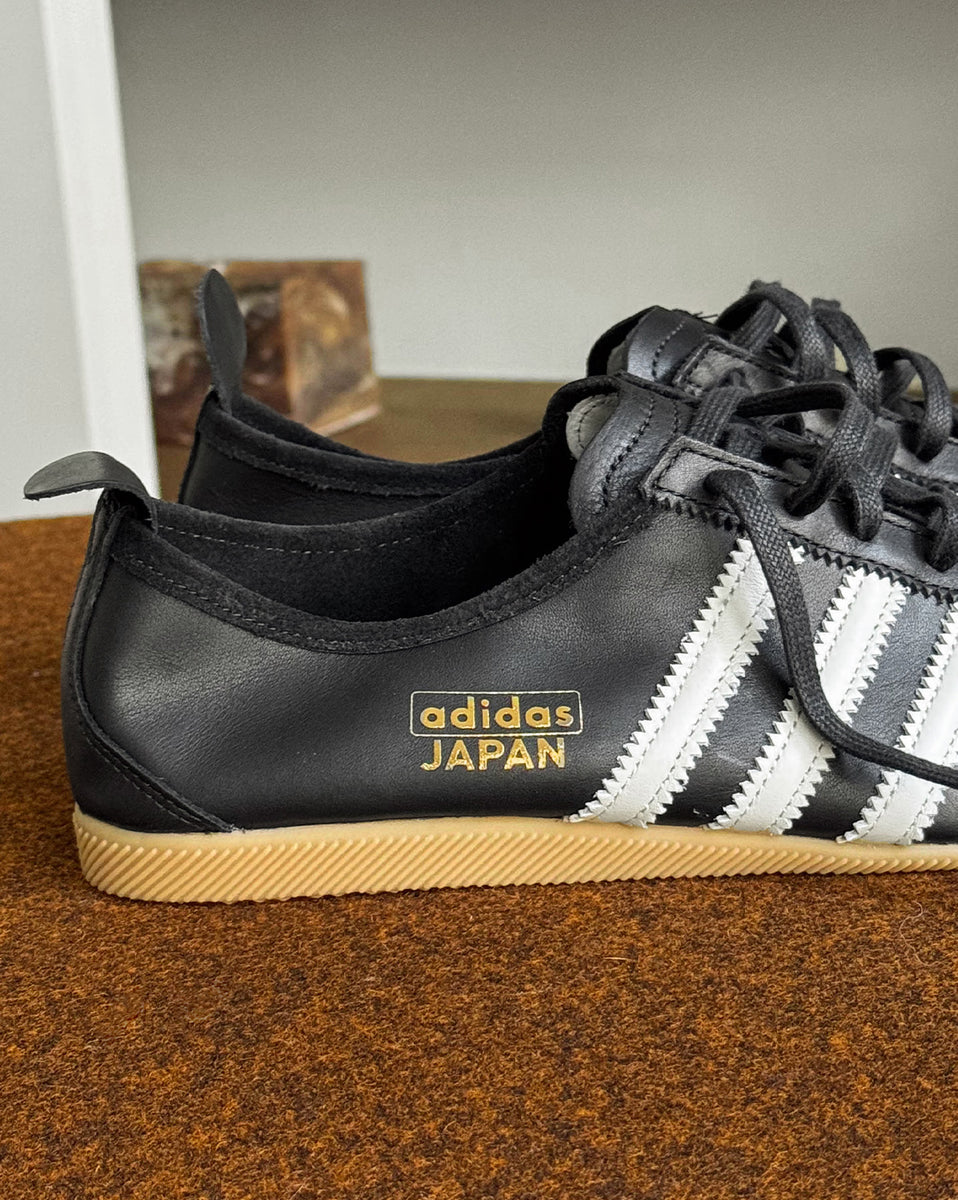 adidas gazelle silver green womens Women's adidas Gazelle