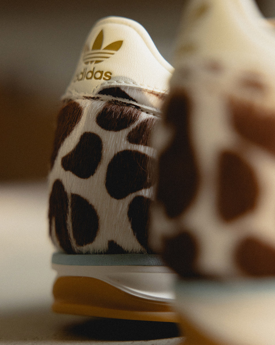 adidas gazelle silver green womens Adidas Adistar Control 5 W *Giraffe* Sneaker » Buy online now! main image 0