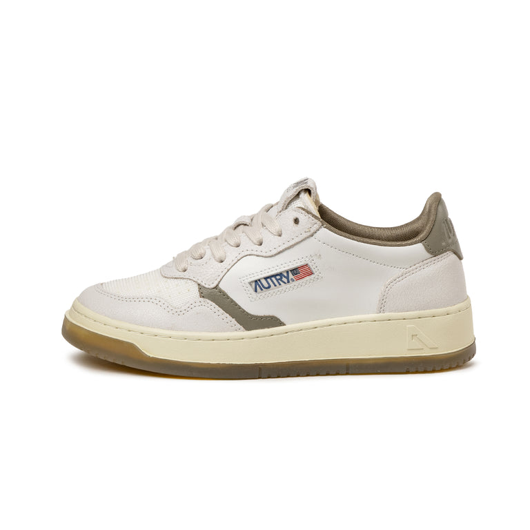 Autry Medalist W *Virgin / Crack* - 41 / White / Covert Green