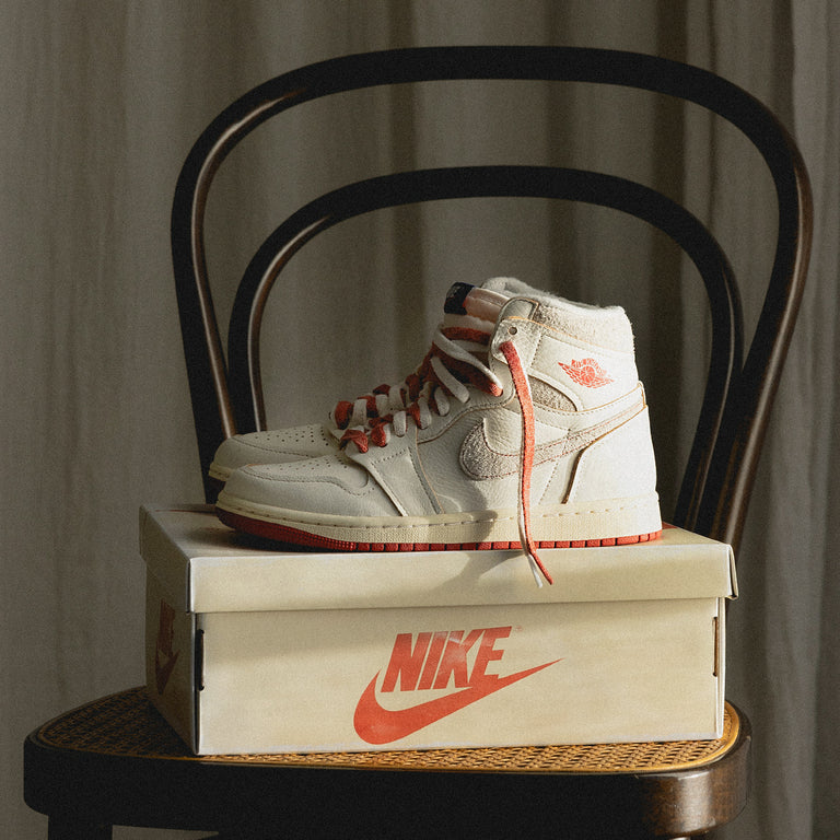 Nike Wmns Air Jordan 1 Retro High OG *Rare Air Cinnabar* onfeet