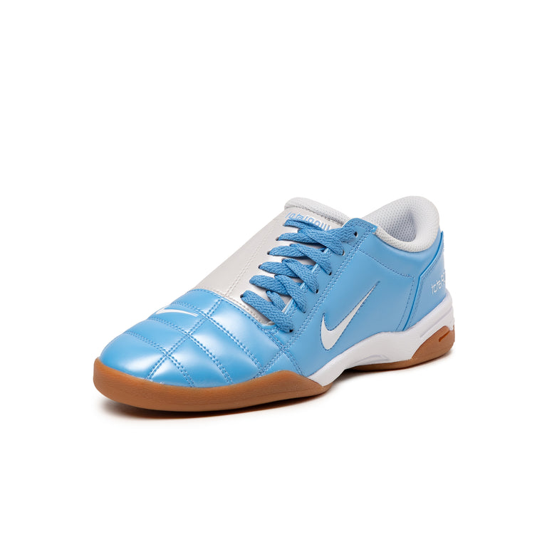 Nike Total 90