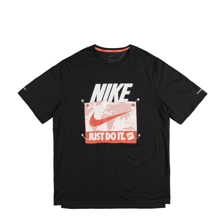 Nike Rise 365 Run Energy Dri-Fit Running Short Sleeve Top - M / Black / Picante Red