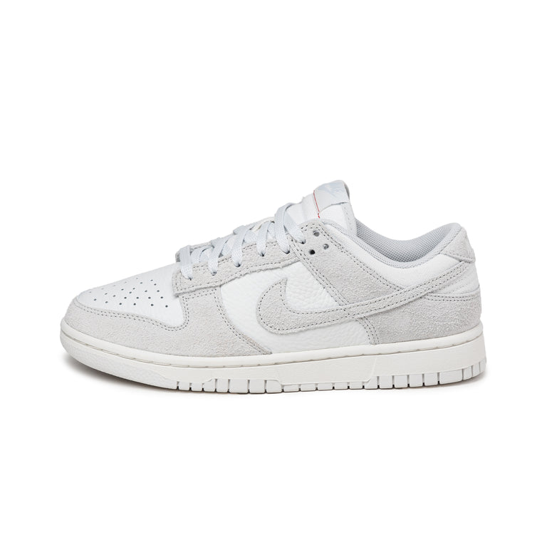 Nike Wmns Dunk Low - 48.5 / Summit White / Photon Dust / University Red