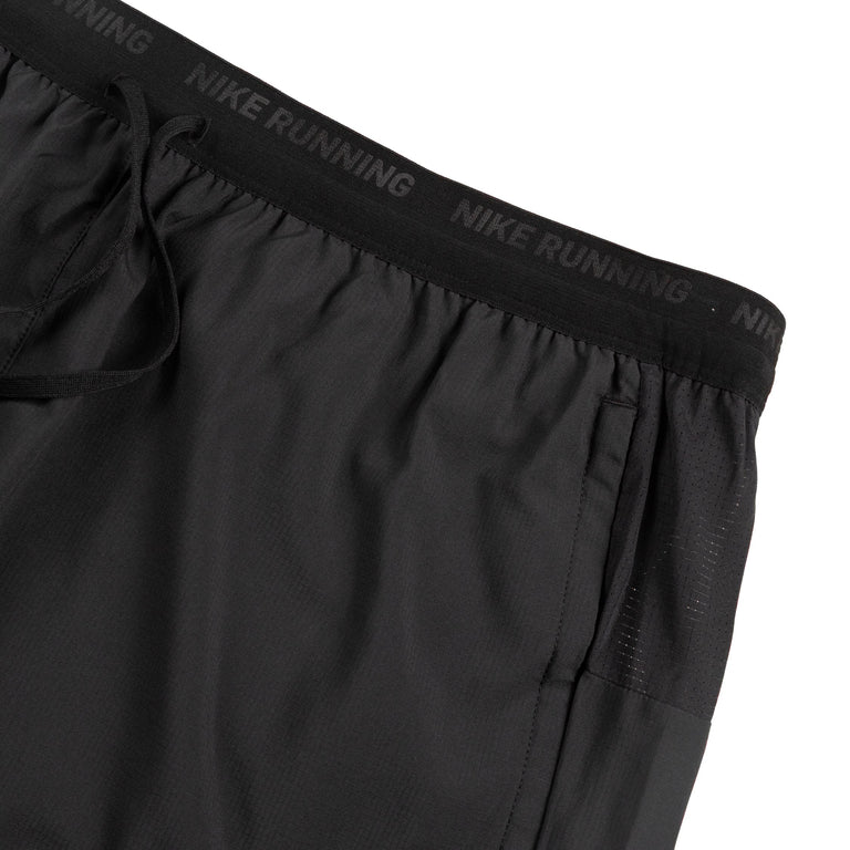 Nike Stride Dri-FIT Brief-Lined Running Shorts *City Marathon*
