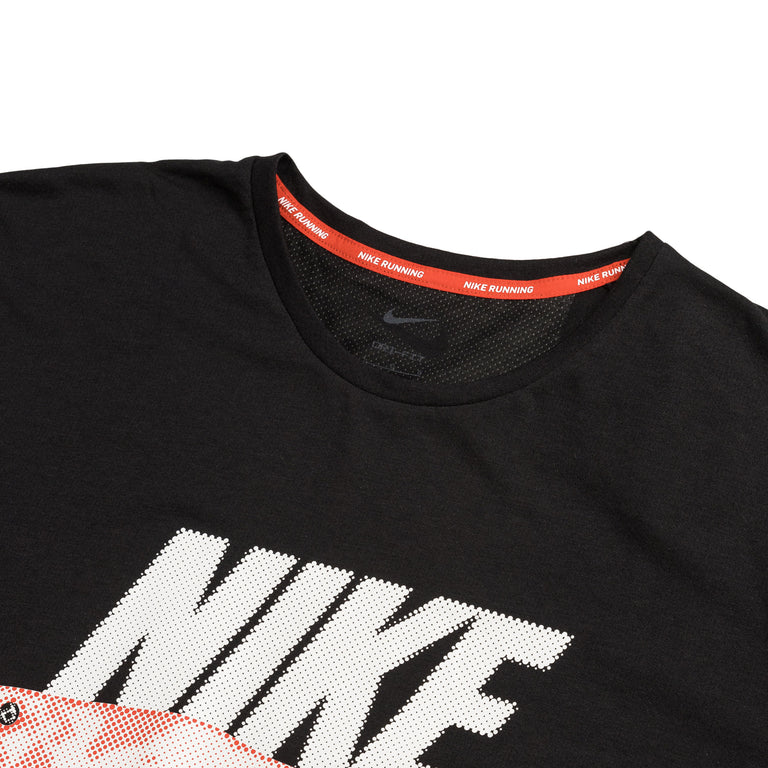 Nike Rise 365 Run Energy Dri-Fit Running Short Sleeve Top