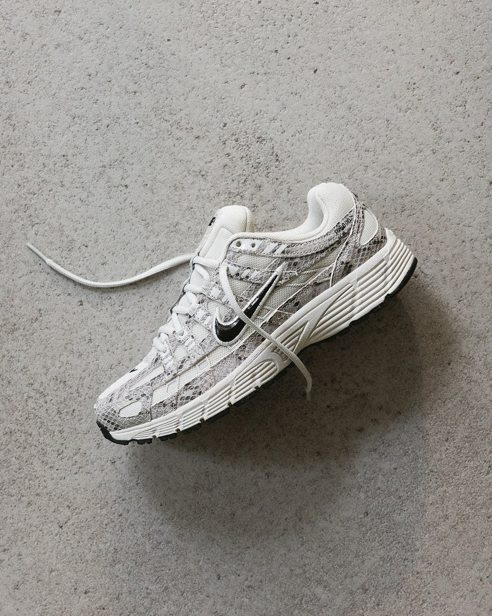 nike snakeskin shirt womens