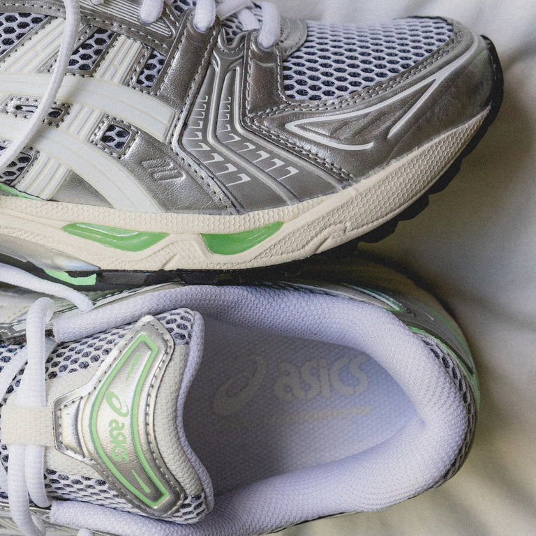 Asics GEL-Kayano 14 onfeet