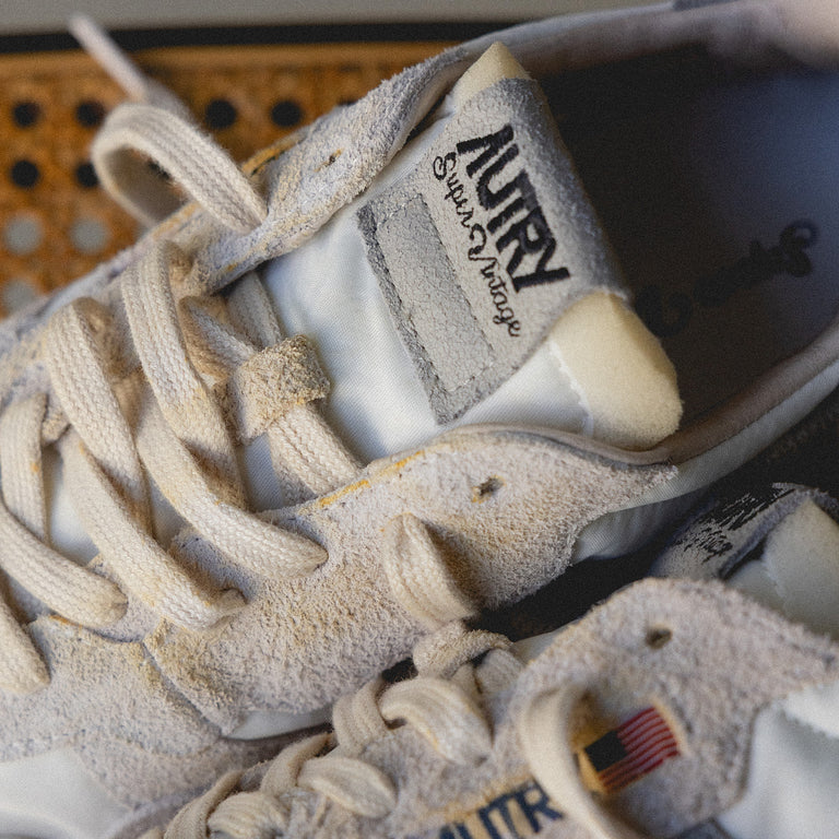 Autry Reelwind Low Nylon / Cracked Leather *Super Vintage* onfeet