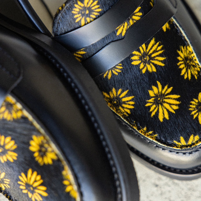 Duke + Dexter Wilde Pony Loafer W onfeet
