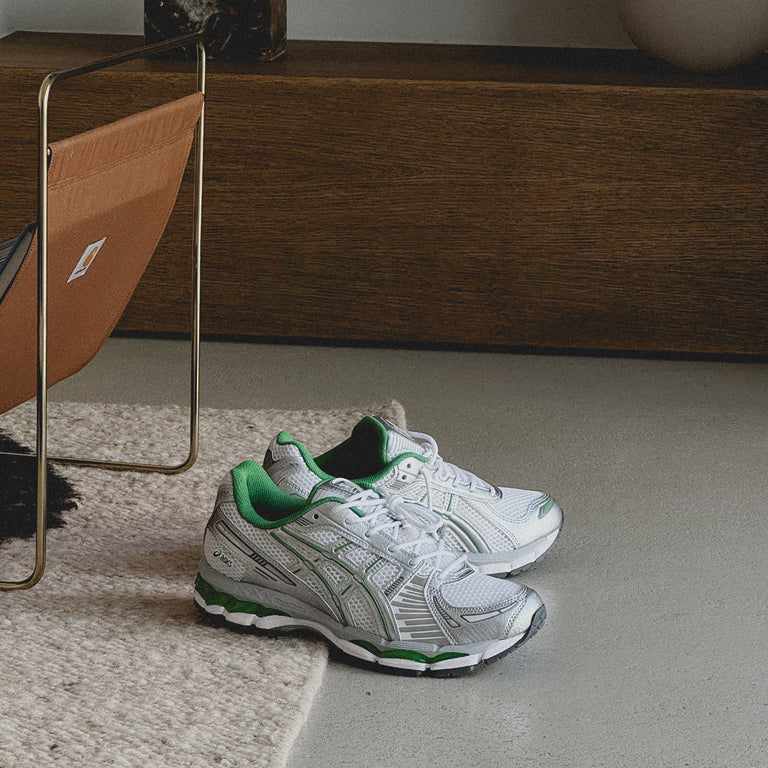 Asics GEL-Kayano 12.1 onfeet