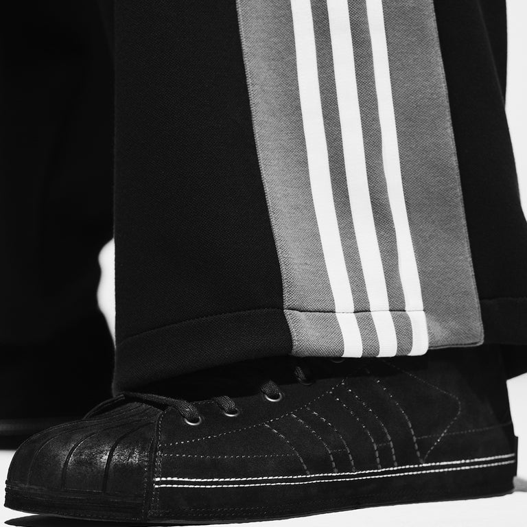 Adidas Y-3 x NBHD Nizzastar onfeet