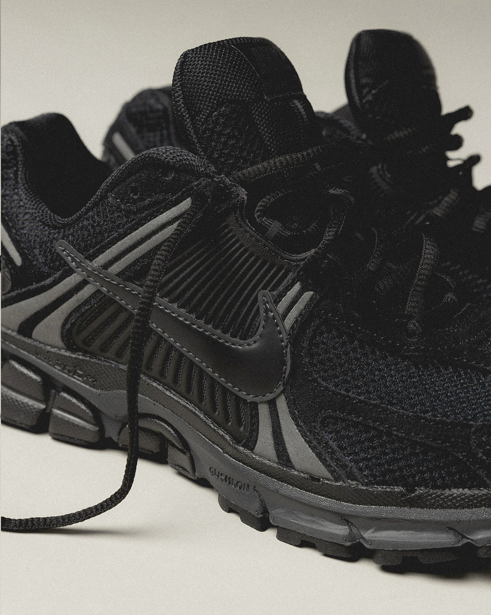 Nike Zoom Vomero 5 Sneaker » Buy online now!