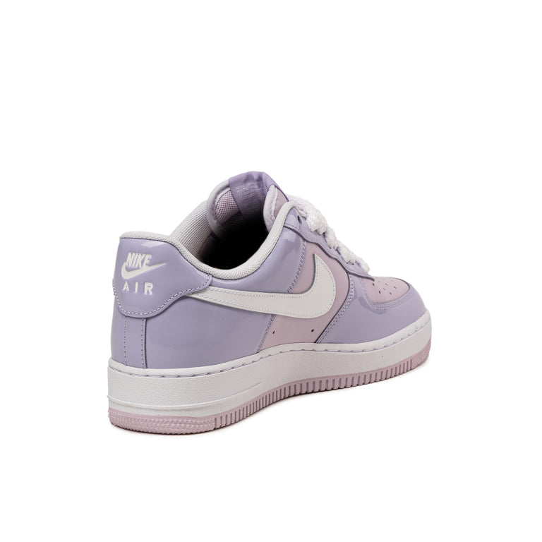Nike Air Force 1 '07 LV8