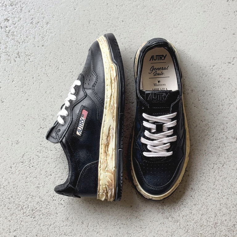 Autry x Mihara Yasuhiro Medalist *Super Vintage* onfeet