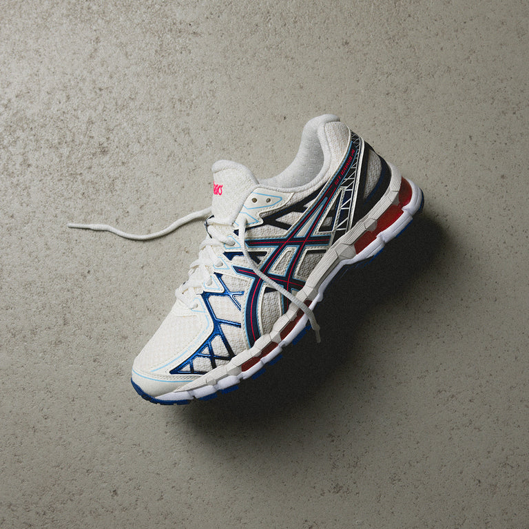 Asics GEL-Kayano 20 onfeet