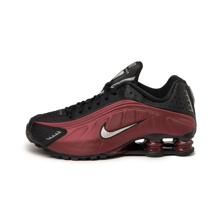 Nike Wmns Shox R4 - 40.5 / Black / Metallic Silver / Team Red
